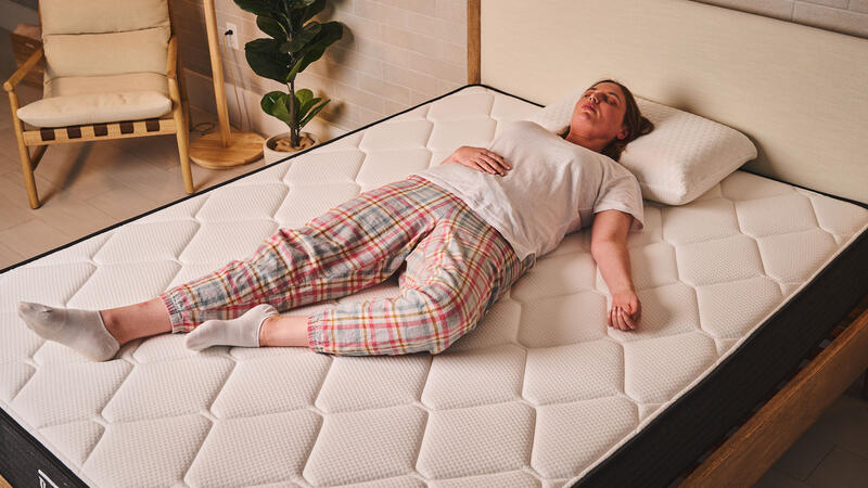 Plank Firm Mattress review: A dual-sided mattress that offers support all-round | Tom
