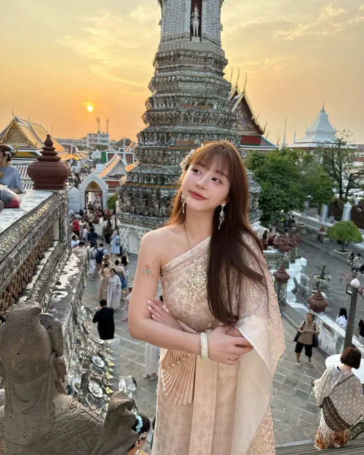 ชุดไทยกับแฟชั่นยุคใหม่! แนะนำชุดไทยใส่ง่ายในวันทั่วไป